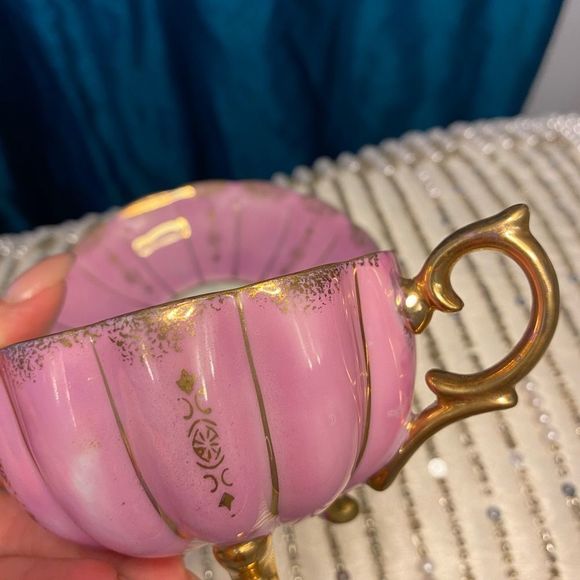 Thames porcelain tea cup and saucer set, vintage - Picture 14 of 14